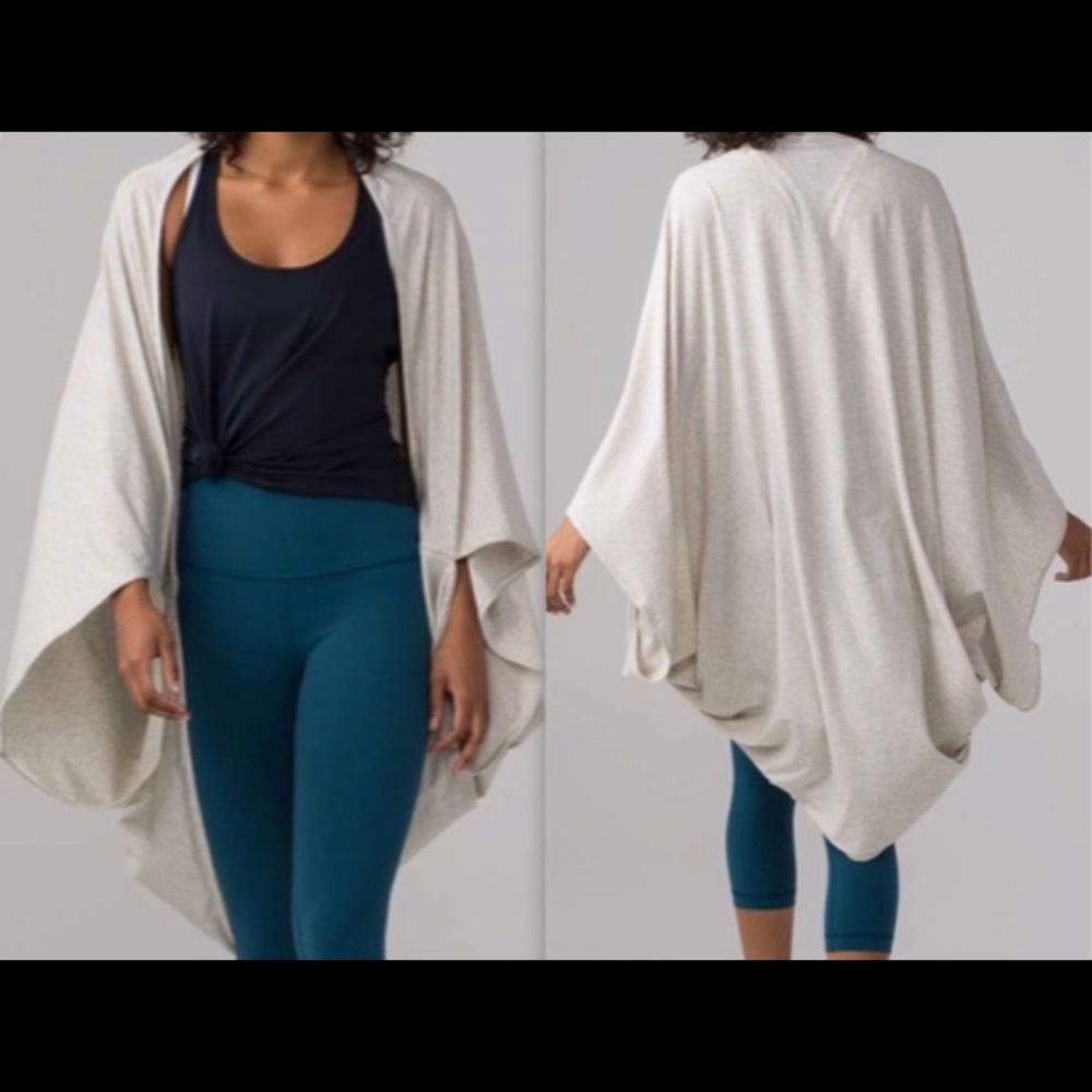 Lululemon sage scarf oatmeal cream color